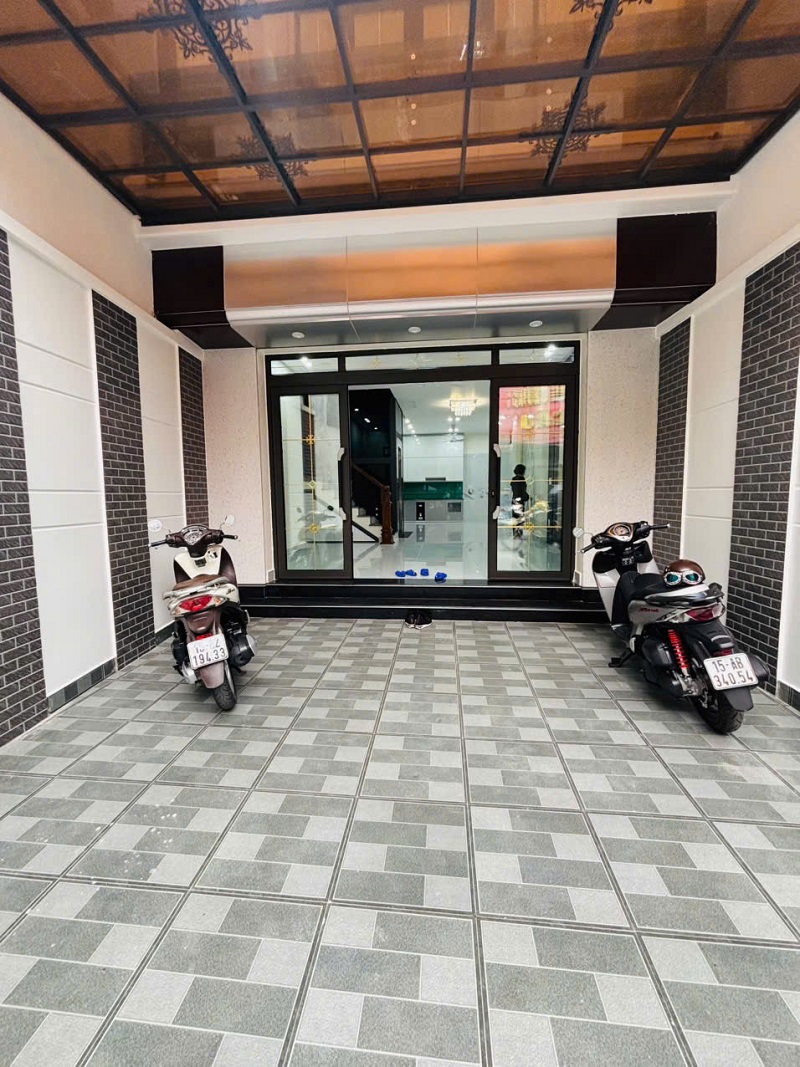 BÁN NHÀ MẶT ĐƯỜNG CHỢ HÀNG – LÊ CHÂN – HẢI PHÒNG | 5 TẦNG – THANG MÁY – KINH DOANH ĐỈNH